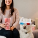 P.L.A.Y. hračka pre psy Popcorn 13 cm