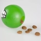 Rogz Grinz loptička pre psy červená 4,9 cm
