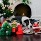 Vianočná hračka pre psov P.L.A.Y. Santa v komíne 17 cm